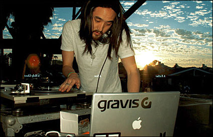 Steve Aoki